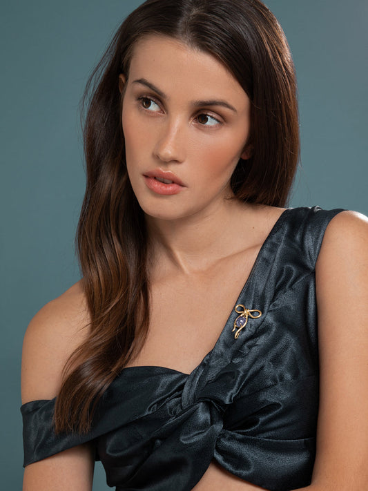 3 Modern Ways To Wear A Brooch