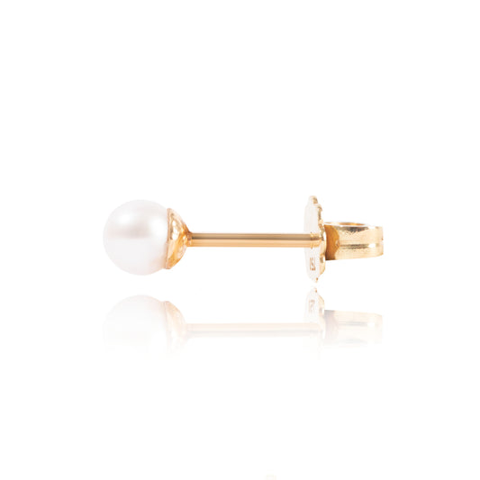 Mini Pearl Stud Side View by McFarlane Fine Jewellery