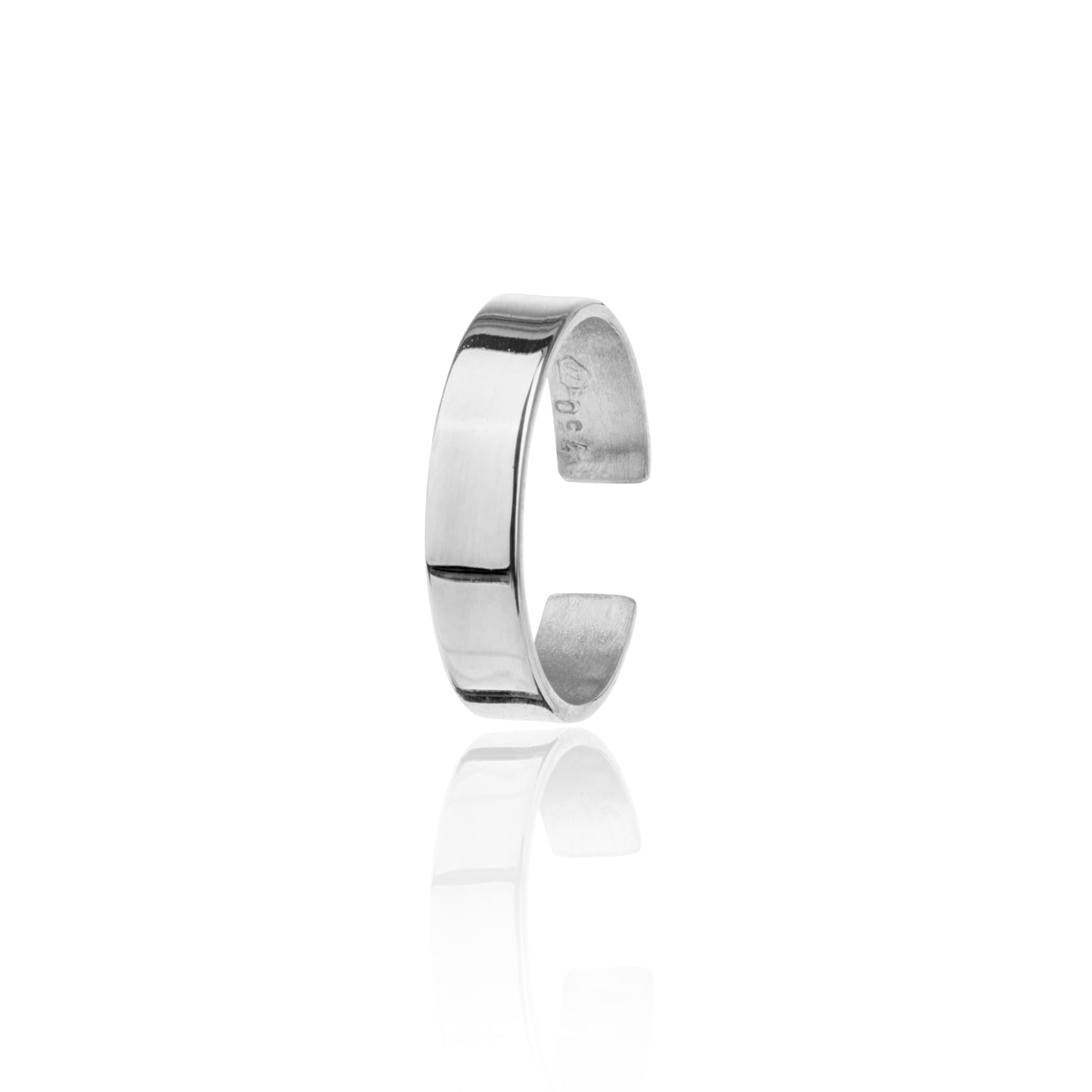 18ct White Gold Ear Cuff by McFarlane Fine Jewellery