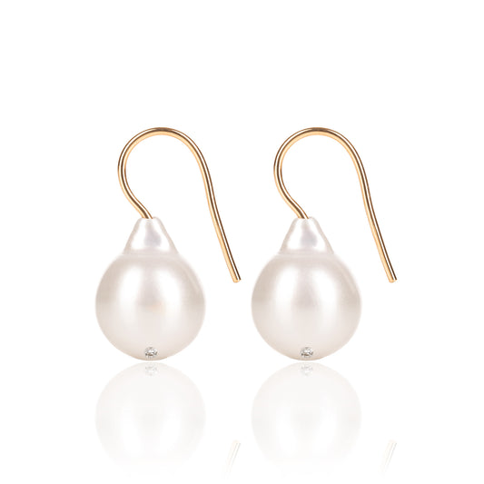 Stupendous Pearl Earrings