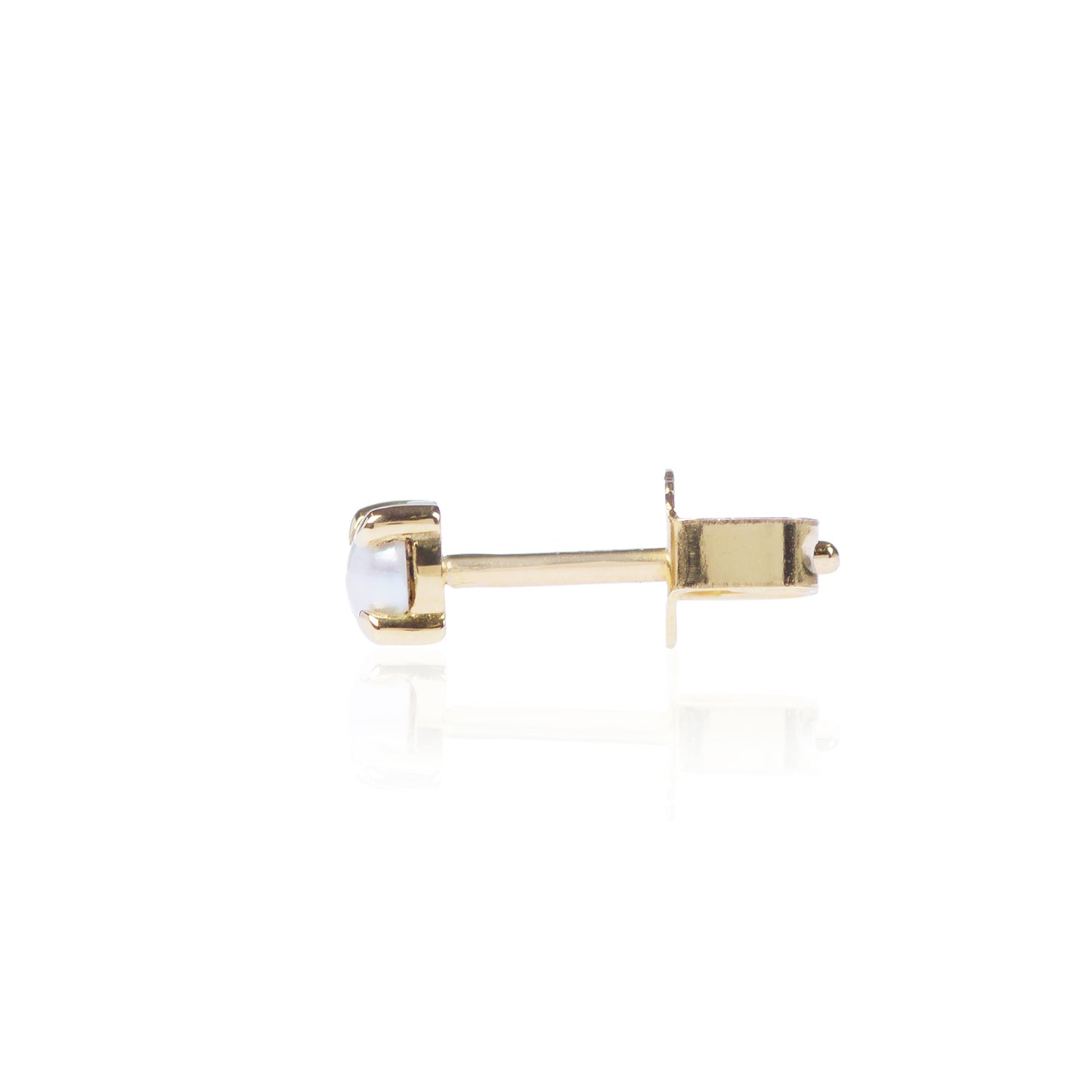 Mabe Pearl Stud Side View in 18ct yellow gold by McFarlane Fine Jewellery